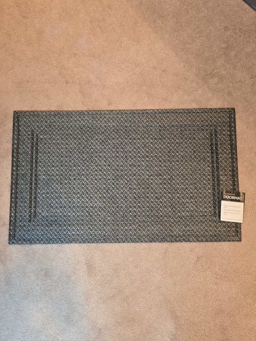 Black Woven Indoor/Outdoor Doormat